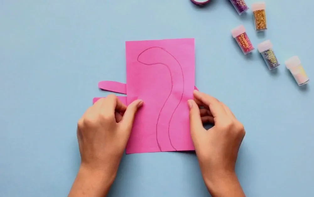 How to Make a Flamingo Birthday Card with Easy Steps (for Kids) Draw shape
