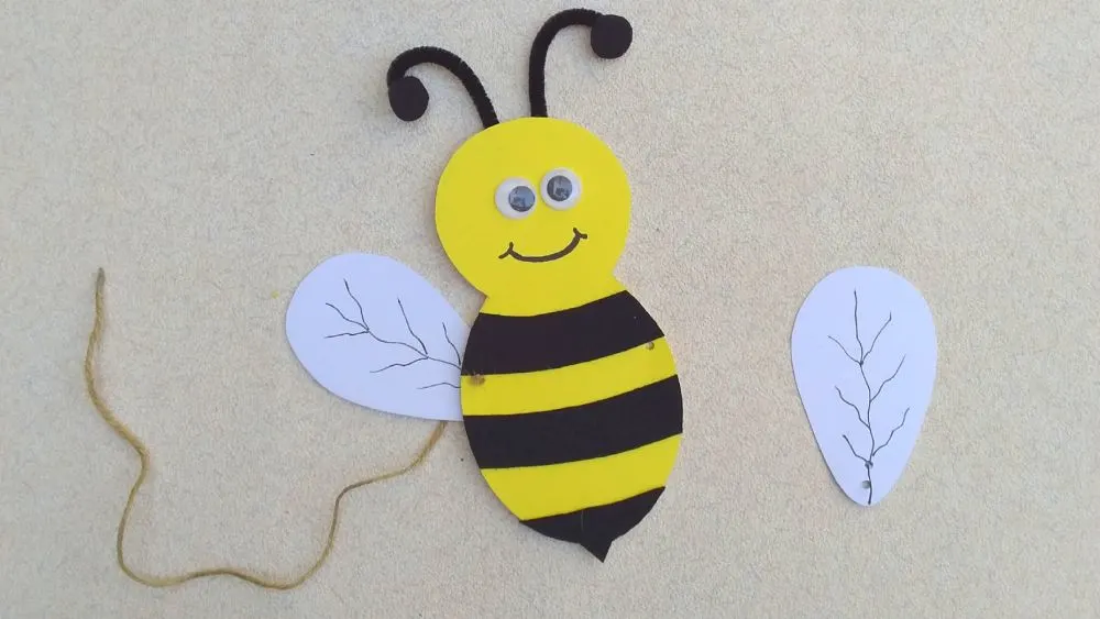 Flying-Honey-Bee-Craft-may27-page-6