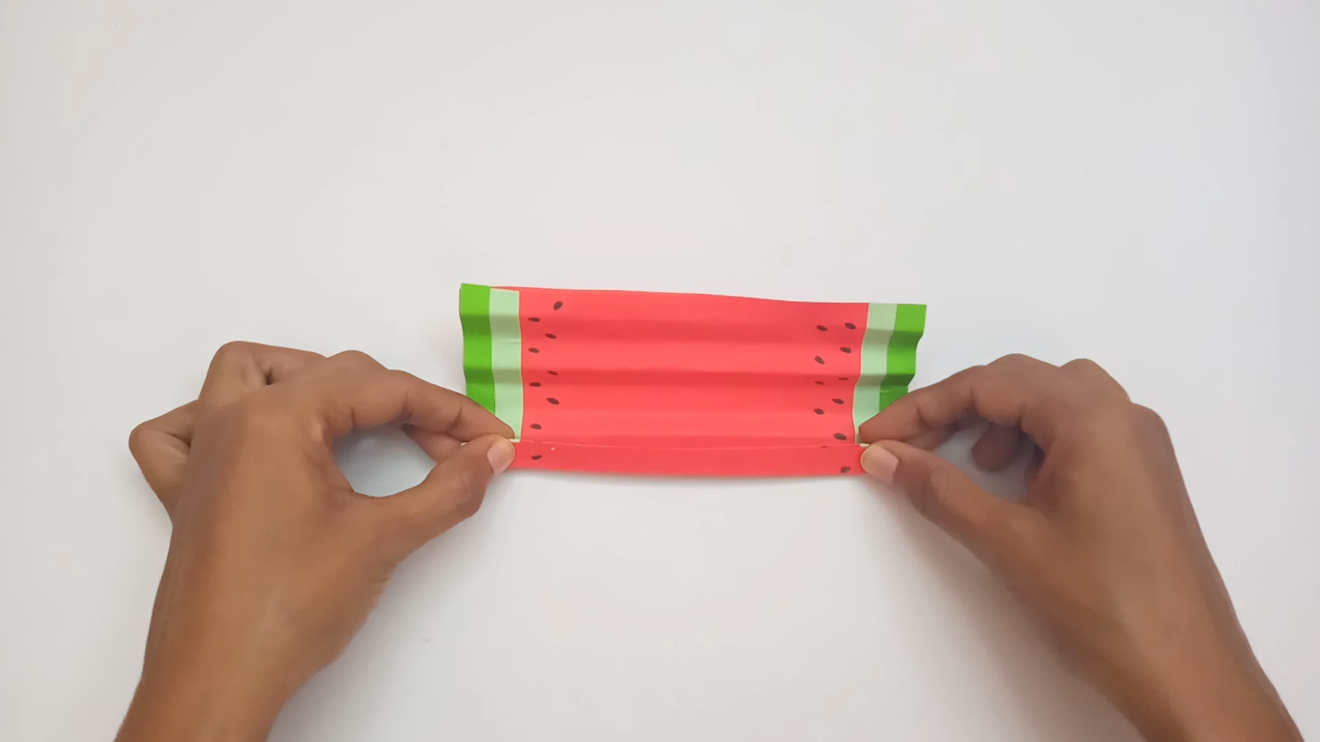How to Craft a Watermelon Paper Fan with Easy Instructions 5